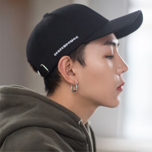 夏季刺绣棒球帽男百搭黑色鸭舌帽男士帽子帅气乐迪纯 侧面一排字母