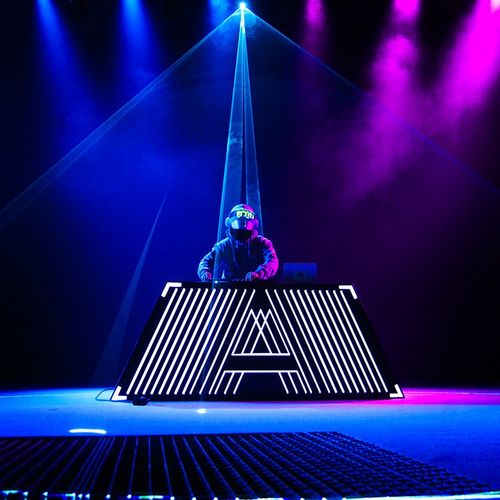 贵禾云定制亚克力发光dj台打碟台酒吧派对房打碟机桌vj台调音台包厢