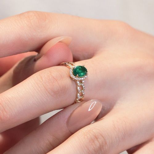 emerald 18k金复古0形环绕镂空包镶祖母绿钻石戒指