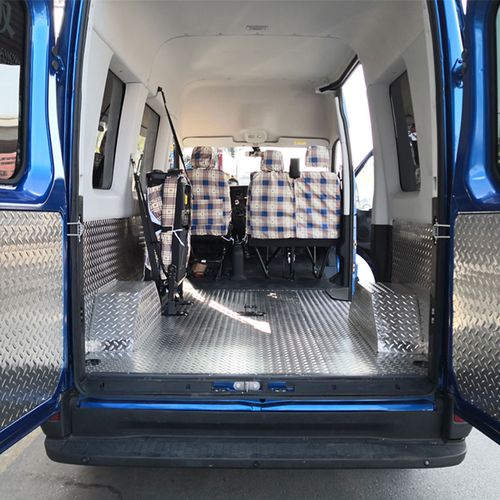 福田风景g7全顺改装地板面包车车厢铝板大通v80依维柯不锈钢内饰