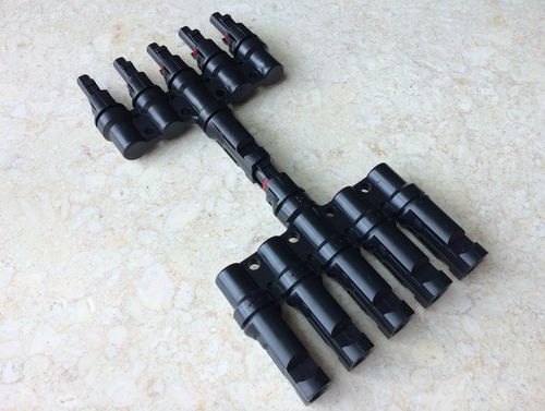 mc4连接器 六通接头 太阳能六通 并联五合一插头 mc4一分五插头