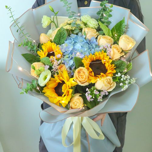 向日葵鲜花速递混搭花束生日礼物礼品花束送女朋友同学妈妈同事送花