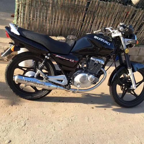 适用铃木锐爽en125-2f油箱运动版燃油箱油壶国三en125-2e新款油箱