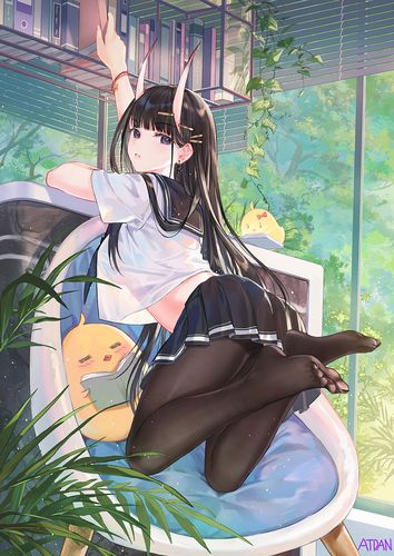 二次元动漫日韩漫画美女可爱萝莉清纯大眼睛校服设计