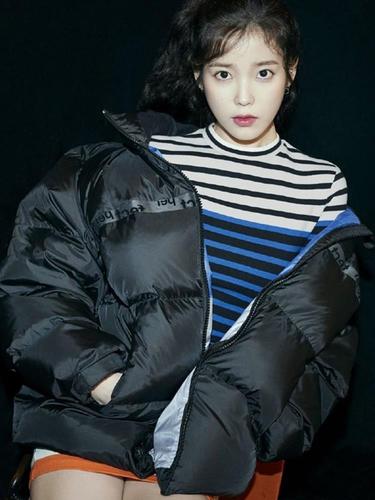 maje doreen李知恩iu同款羽绒服女2021年新款短款外套小个子茧型