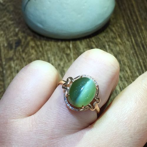 春季新款 天然新疆和田玉镶18k金戒指猫眼碧玉金镶玉翡翠指环时尚