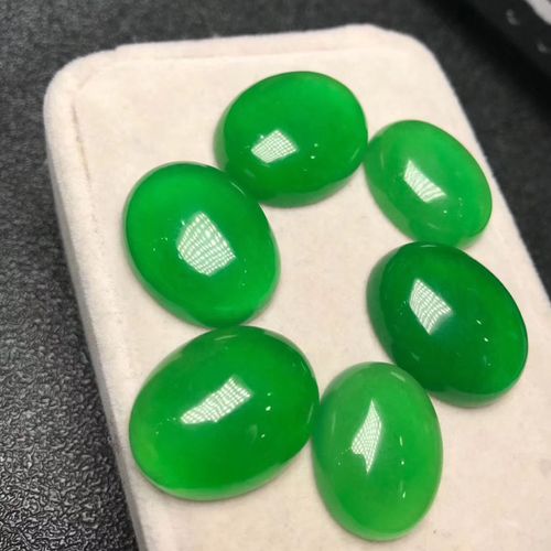 天然缅甸翡翠老坑冰种帝王绿裸石大号蛋面天然玉石翡翠冰绿戒指面