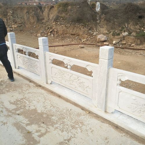 定制适用石雕汉白玉栏板石栏杆石头围栏旗台石材护栏别墅石桥栏杆扶手