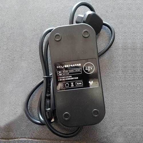 niu电动车48v2.0a充电器小牛充电瓶车u1us青春都市版原配通用配件