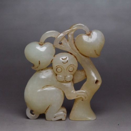 和田玉灵猴献寿挂件附加国检证书古法明清古玉手工雕刻玉猴吊坠