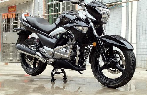 适用于导流骊驰gw250摩托车改装下铃木罩下底板