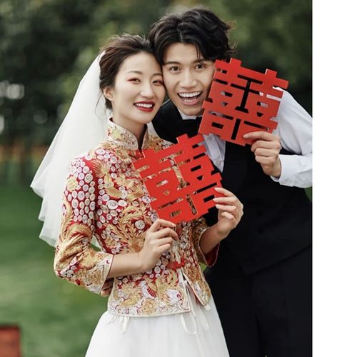 新款中式婚纱照摄影道具喜字新娘喜嫁系列木质道具摆件婚礼手拿.
