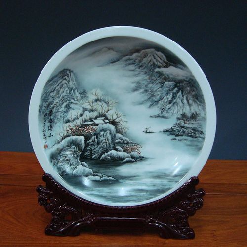 景德镇陶瓷器手绘雪景山水瓷盘名家秋生画盘挂盘坐盘创意盘子摆件