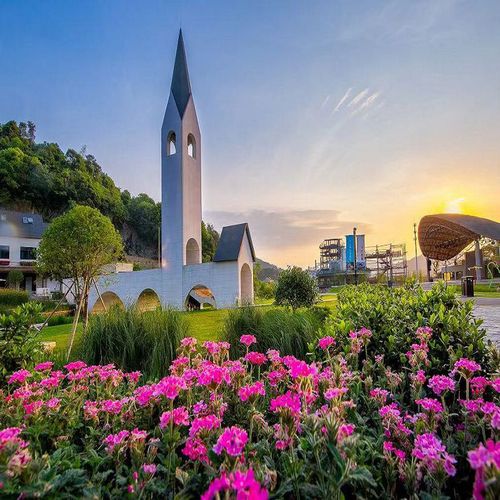 [半山伴水度假村-水晶塔]当天可定大门票 水晶塔