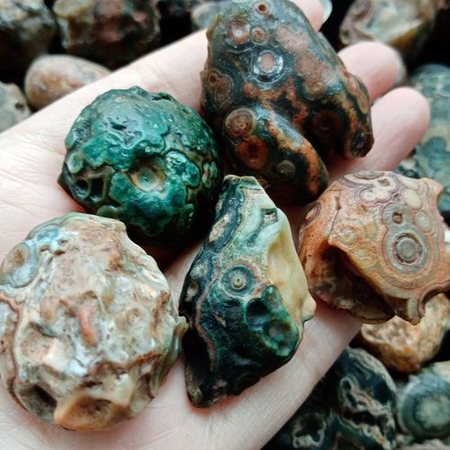 古玩奇石外蒙眼睛石天眼石阿拉善钱币金钱原石把玩收藏钮扣玛瑙