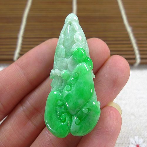 缅甸天然翡翠a货珠宝玉石玉器 阳绿水润精雕百财来聚玉白菜吊坠