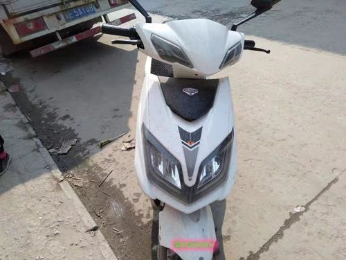 雅迪锐鹰电动车外壳 元泰逍鹰 十代摩托车配件二三代大灯前围