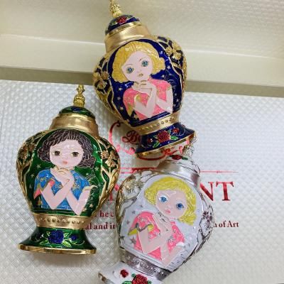 俄罗斯桃心牙签筒美o女娃按压式彩色锡合金罐哈尔滨旅游纪念品