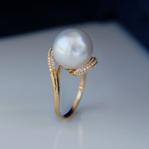 气质款 18k金钻石款进口澳白珍珠戒指冷光天然海水正圆白珠指环女