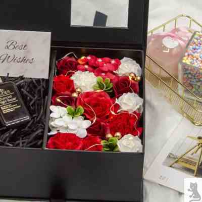 装钱惊喜有钱花现金礼盒生日可以放钱的花束盒子教师节创意礼物