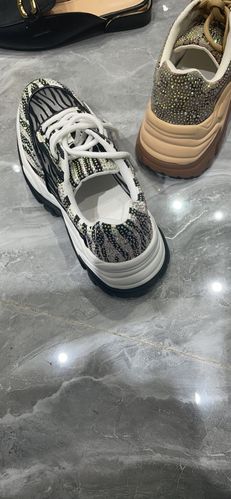 阿莱 8808
