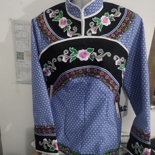 贵州黔南少数民族服装女装布依族服装原创设计刺绣花边纯棉女上衣