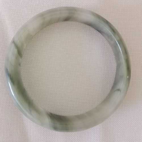 新疆天山冰翠手镯58圈口西瓜纹飘绿冰透精品手镯天然玉石全品现货