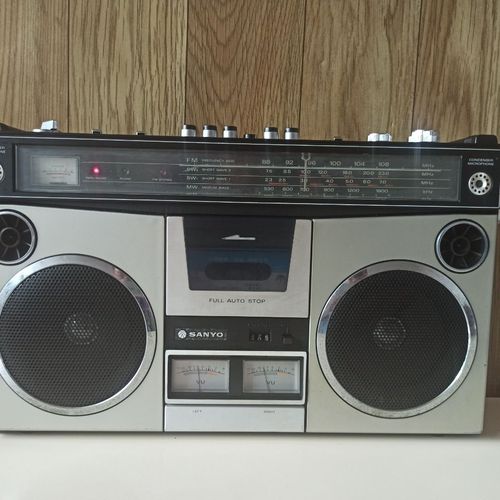 日本原装三洋收录机m4500k     老式收录机  功能正常使用