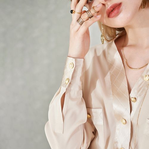 奥芝国 真丝缎面衬衫女早秋上衣设计感轻奢金扣双口袋桑蚕丝衬衣