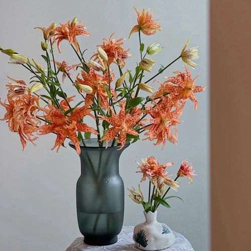 新品稀有鲜切花虎皮宝宝重瓣百合水养客厅家用办公室插花同城闪送