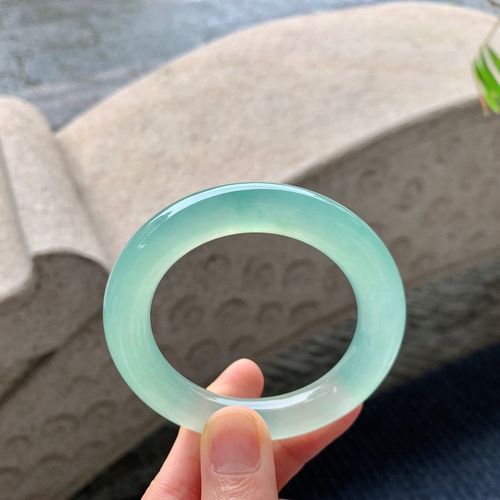 圆条冰种晴绿底晴水飘浅绿翡翠手镯天然翡翠珠宝a货缅甸翡翠珠宝