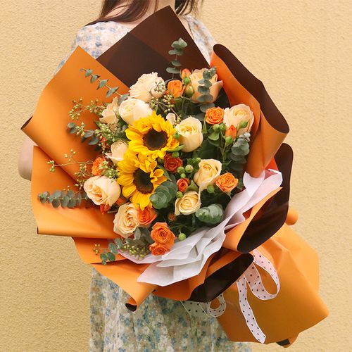 长春鲜花紫玫瑰混搭绣球花束同城速递哈尔滨沈阳大连520送花店