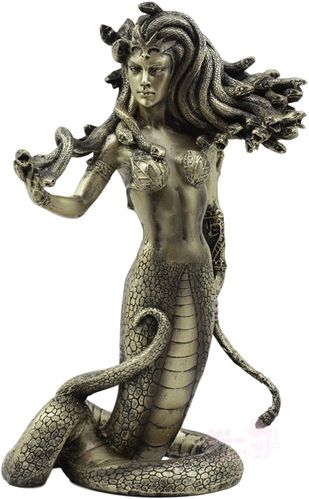 希腊神话美杜莎雕像的诱惑咒语