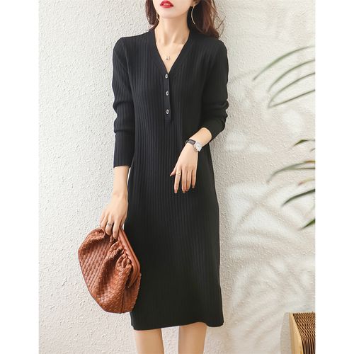 长款鸡心领气质针织裙女22年春秋过膝毛衣内搭直筒连衣裙百搭潮