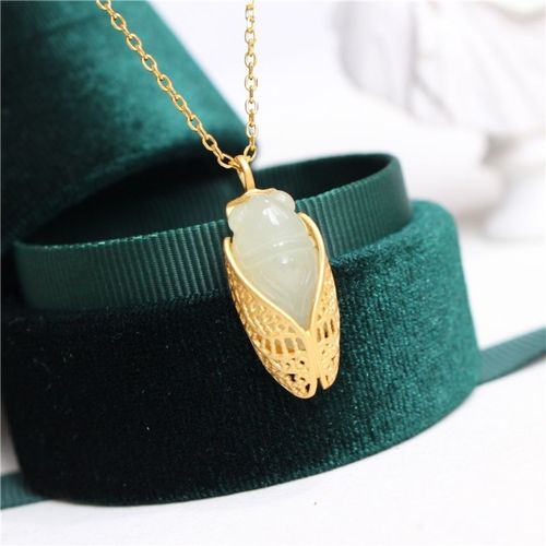 黄金镶天然和田玉吊坠招财缠金一鸣惊人玉蝉项链送人礼品