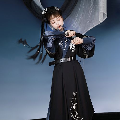 原创改良汉服女唐宋圆领袍日常古装帅气侠客风马面裙三件套汉元素