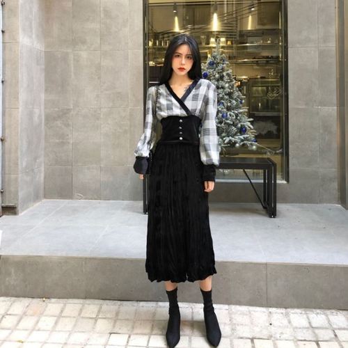 日系初恋风女装搭配气质网红街拍炸街原味女臭套装连衣裙女秋冬季