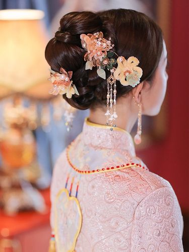 古装新娘设计感配饰手工绒花头饰影楼汉服结婚盘发造型中式头饰品