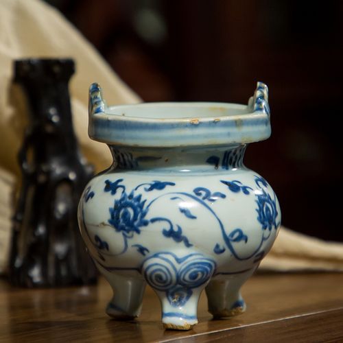 明代青花三足鬲式香炉老物件古玩瓷器收藏中式青花瓷香炉供奉摆件