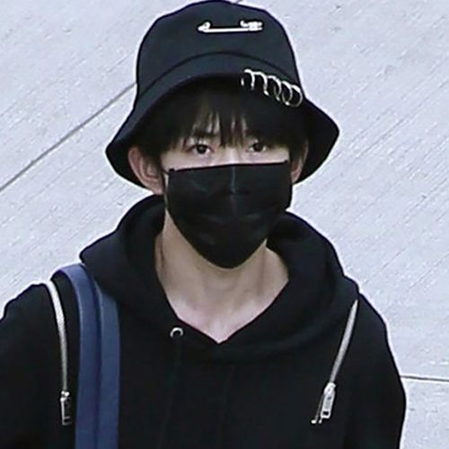 易烊千玺同款渔夫帽子男黑色别针圆环盆帽潮原宿女可折叠遮阳帽夏