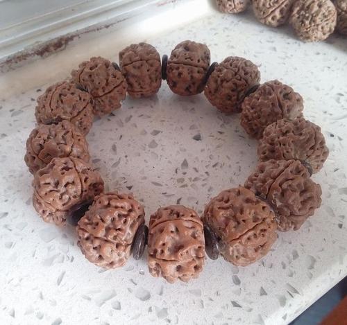 尼泊尔大金刚菩提 藏式五瓣大金刚手串 沉水 红皮 肉纹