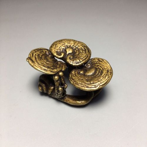 古玩铜雕杂项实心铜灵芝如意蜗牛小摆件铜把件仿古做旧铜器小铜件