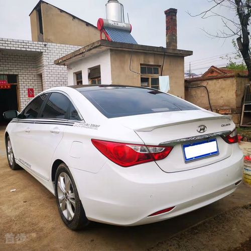 现代索纳塔八代尾翼 索8带烤漆a卧式压尾翼abs尾翼材质免打孔压尾