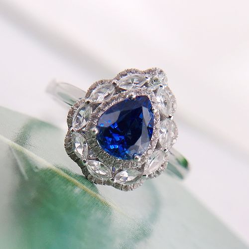八通宝玉珠宝高端时尚水滴款天然蓝宝石戒指1.2ct,18k