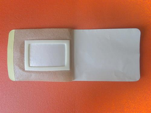 肤色水刺无纺布7*11内径3*5三伏贴三九贴穴位贴膏药空白贴