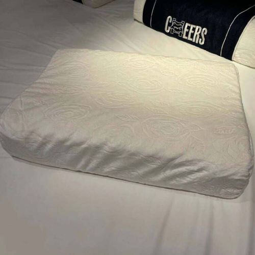 2022新款芝华仕天然乳胶枕 芝华仕头等舱沙发天然乳胶枕头颈椎促眠