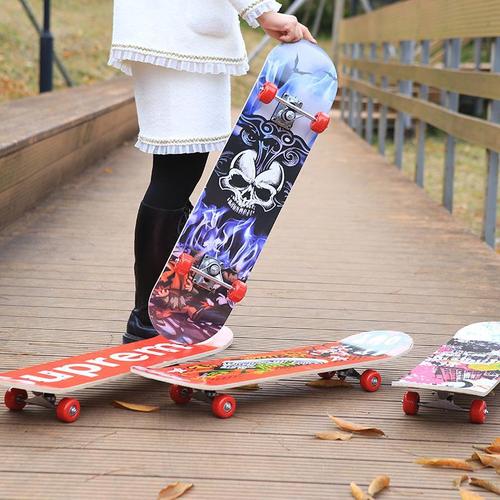 新款长板滑板女生初学者四轮活力板初学者儿童滑板车双翘板