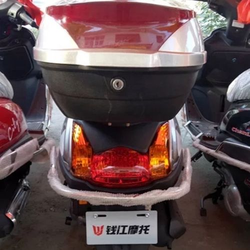 钱江摩托车宝悦qj110t-8-8a踏板车保险杠支架前护杠支架面板支架