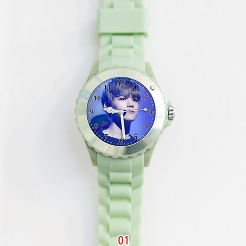 夜光exo边伯贤手表考试指针数字防摔简约卡通儿童小学生 2908