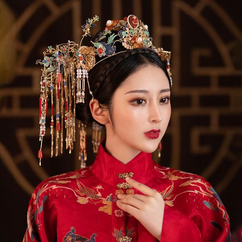 复古宫廷国风明制汉服新娘婚礼古装凤冠长流苏秀禾龙凤褂头饰静晨